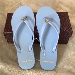 Tory Burch| Solid Thin Flip Flop in Light Chambray